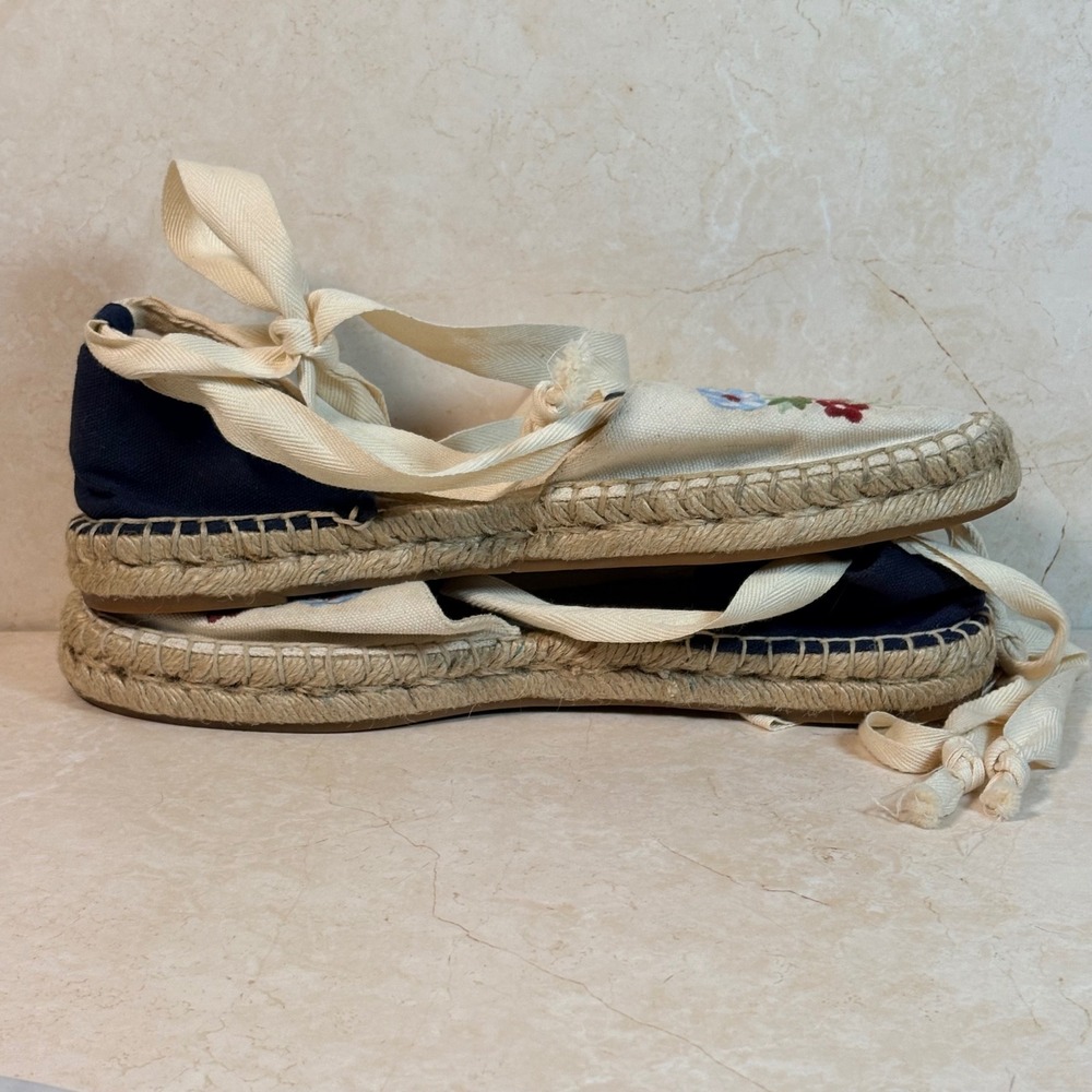 Brooks Brothers Red Fleece Espadrille Sandals Floral Embroidered Woman's 8 - Picture 10 of 13